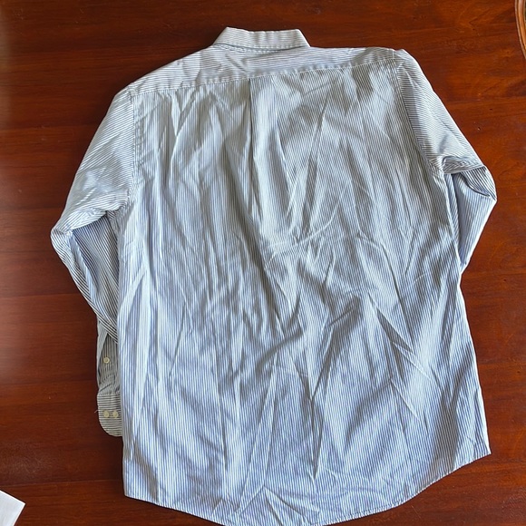 Van Heusen Dress Shirt  Size 16 1/2 34/35 (Large) Blue/White stripe - Picture 3 of 5